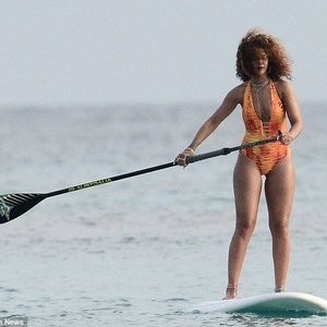 Best Celebrity Nude Rihanna 008 pic
