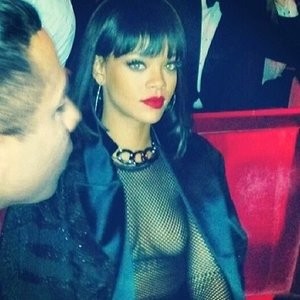 Best Celebrity Nude Rihanna 015 pic