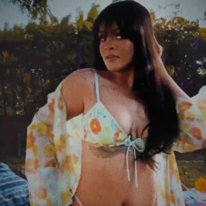 Celebrity Leaked Nude Photo Rihanna 025 pic