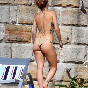Free Nude Celeb Rita Ora 032 pic