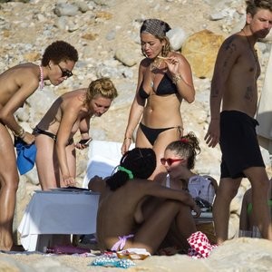 Celebrity Nude Pic Rita Ora 062 pic