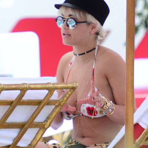 Celebrity Naked Rita Ora 017 pic