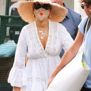 Best Celebrity Nude Rita Ora 009 pic