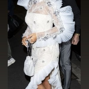 Naked Celebrity Rita Ora 007 pic