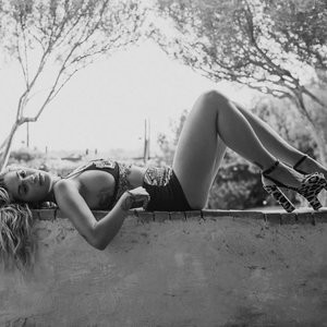 Rita Ora Sexy (4 Hot Pics) - Leaked Nudes