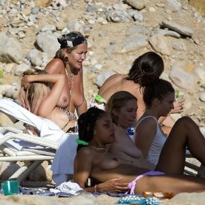 Celebrity Leaked Nude Photo Rita Ora 018 pic