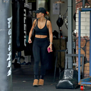 Naked Celebrity Rita Ora 051 pic