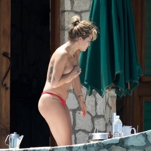 Rita Ora Topless (6 Photos) – Leaked Nudes