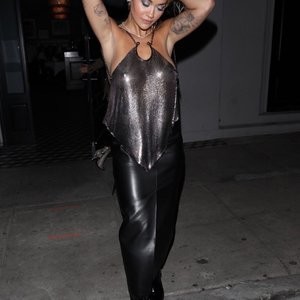 Naked Celebrity Pic Rita Ora 025 pic