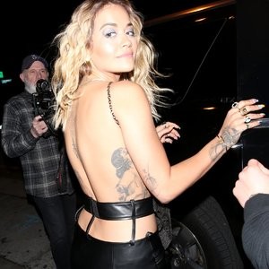 Naked celebrity picture Rita Ora 042 pic