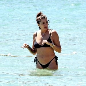 Robert Pires & Jessica Lemarie Enjoy a Day in Ibiza (36 Photos) – Leaked Nudes