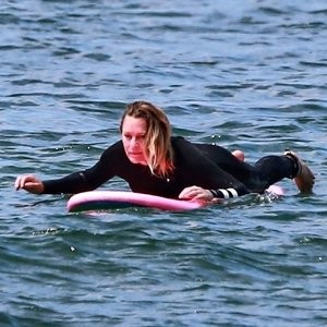 Robin Wright & Clement Giraudet are a Surfing Couple (91 Photos) – Leaked Nudes