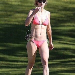 celeb nude Rosamund Pike 118 pic