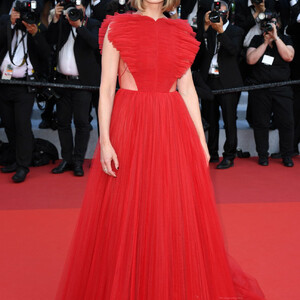 Naked celebrity picture Rosamund Pike 067 pic