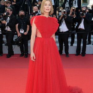 Naked celebrity picture Rosamund Pike 110 pic
