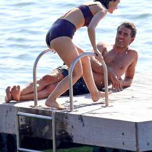 Naked celebrity picture Rose Byrne 010 pic