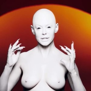 Rose McGowan Topless (7 Photos + Video) – Leaked Nudes