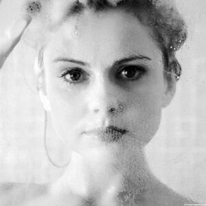 Best Celebrity Nude Rose McIver 005 pic