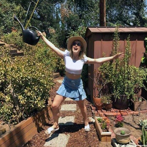celeb nude Rose McIver 054 pic