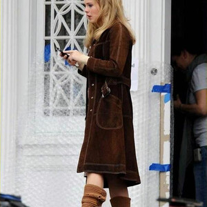 Celeb Naked Rose McIver 071 pic