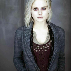 Leaked Rose McIver 080 pic