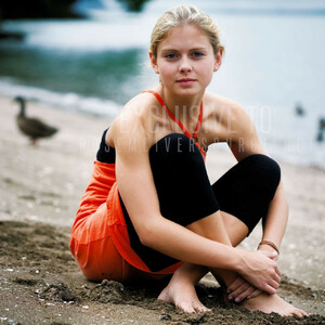 Free Nude Celeb Rose McIver 137 pic