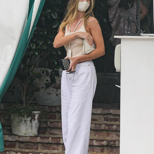Celebrity Nude Pic Rosie Huntington-Whiteley 002 pic