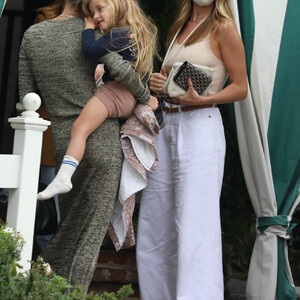 Famous Nude Rosie Huntington-Whiteley 056 pic