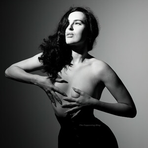 Leaked Celebrity Pic Rumer Willis 002 pic