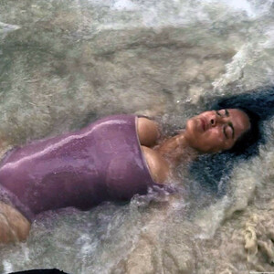 Nude Celebrity Picture Salma Hayek 014 pic