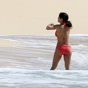 celeb nude Salma Hayek 099 pic