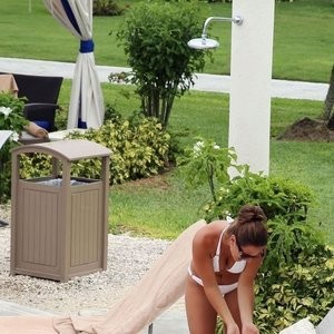 Nude Celebrity Picture Sam Faiers 006 pic