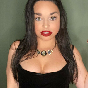 celeb nude Samantha Ramsdell 006 pic
