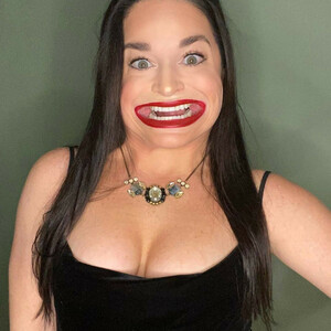 Naked Celebrity Pic Samantha Ramsdell 007 pic