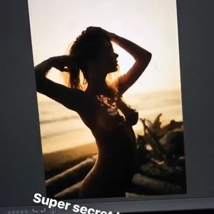 Free nude Celebrity Sara Underwood 030 pic