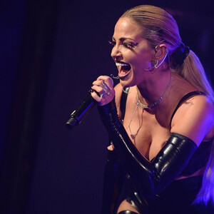 Celeb Nude Sarah Harding 023 pic