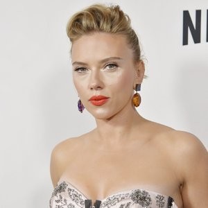 Free nude Celebrity Scarlett Johansson 053 pic