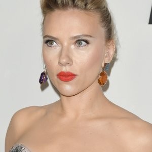 nude celebrities Scarlett Johansson 075 pic