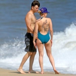 Celebrity Nude Pic Scarlett Johansson 008 pic