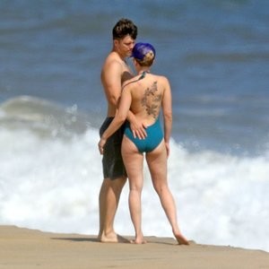Real Celebrity Nude Scarlett Johansson 011 pic