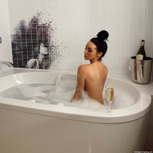 Famous Nude Scheana Marie 005 pic