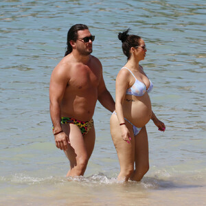 Scheana Shay & Brock Davies Enjoy a Day at The Beach in Hawaii (30 Photos) – Leaked Nudes