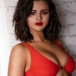 Celebrity Naked Selena Gomez 002 pic