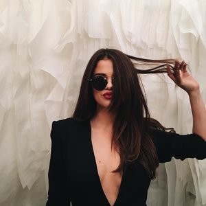 Selena Gomez Braless (109 Photos) - Leaked Nudes