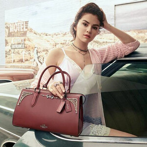 Real Celebrity Nude Selena Gomez 109 pic
