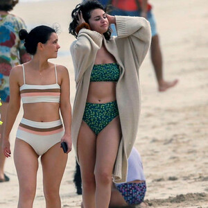 Celeb Nude Selena Gomez 140 pic
