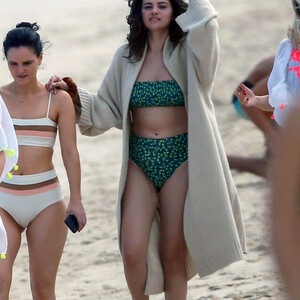 Best Celebrity Nude Selena Gomez 141 pic