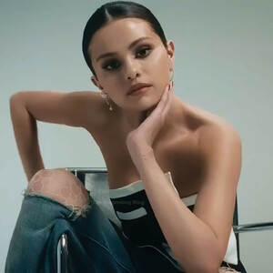 Selena Gomez Sexy – CR Fashion Book (15 Photos + Video) - Leaked Nudes