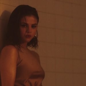 Naked Celebrity Selena Gomez 006 pic