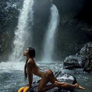 Celebrity Naked Serliana Rosida 007 pic